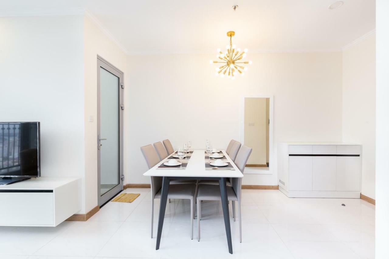 Vinhomes Premium Apartment Ho Chi Minh City Exterior photo